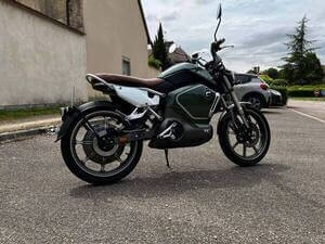 Restauration et nettoyage moto par glace carbonique
